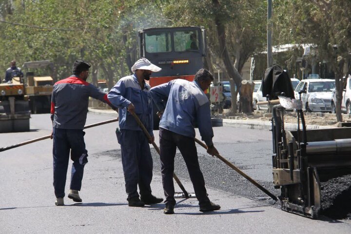 لوله گذاری‌های غیرمجاز منجر به آسفالت شکافی در سرولایت نیشابور جمع‌آوری شد