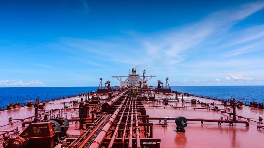 هند برای تأمین نفت خام به واردات از روسیه و آمریکا متوسل شد