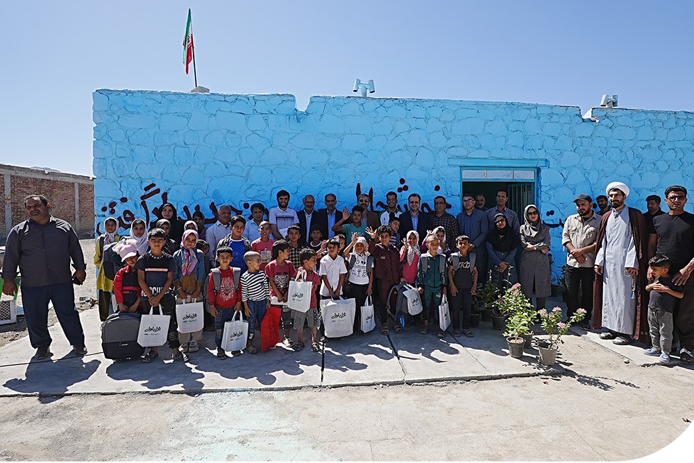 همراه اول گروه جهادی وارثین را همراهی کرد