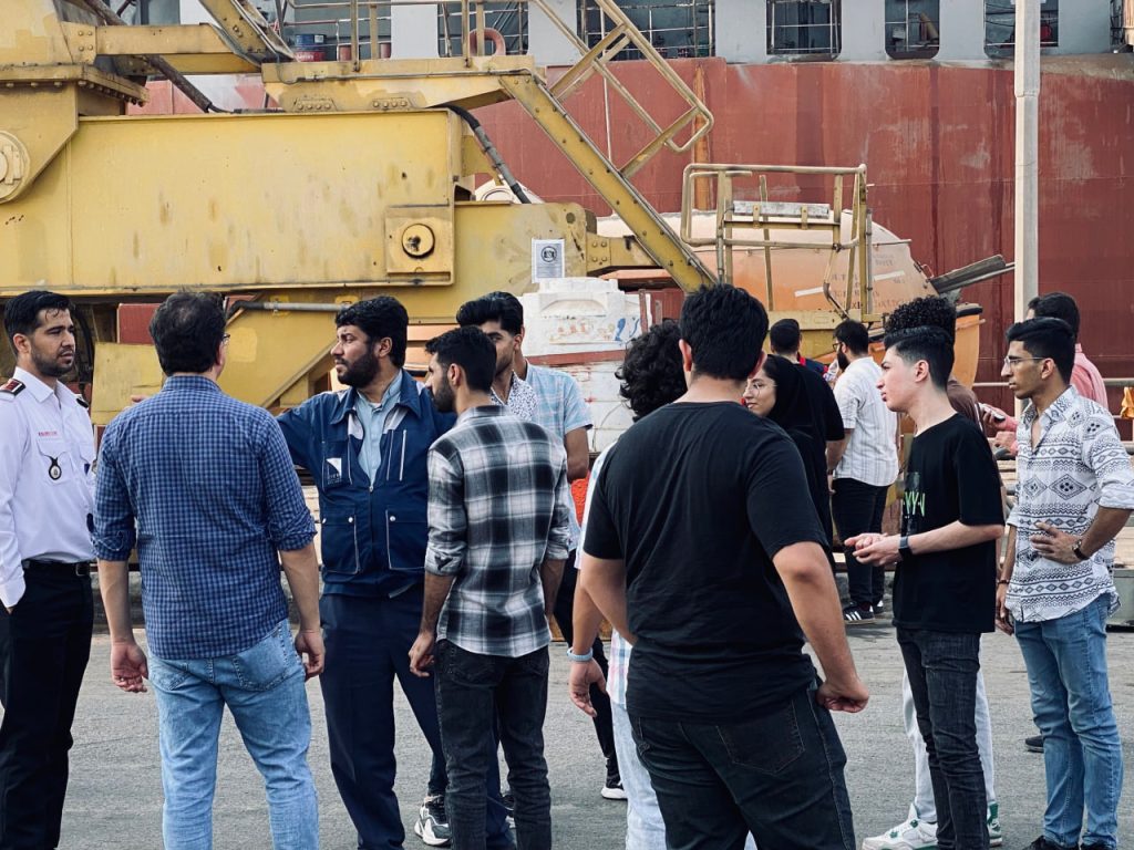 بازدید دانشجویان پردیس دریا و ساحلی دانشگاه صنعتی امیرکبیر از بزرگترین کشتی‌سازی ایران ایزوایکو