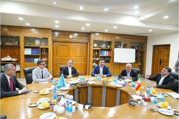 حمایت آیمو از حقوق دریانوردان ایرانی