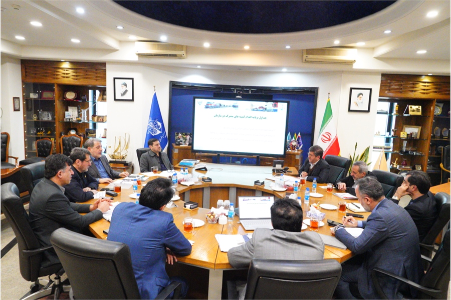 بنادر و راه آهن برای توسعه حمل و نقل ریلی همکاری می‌کنند