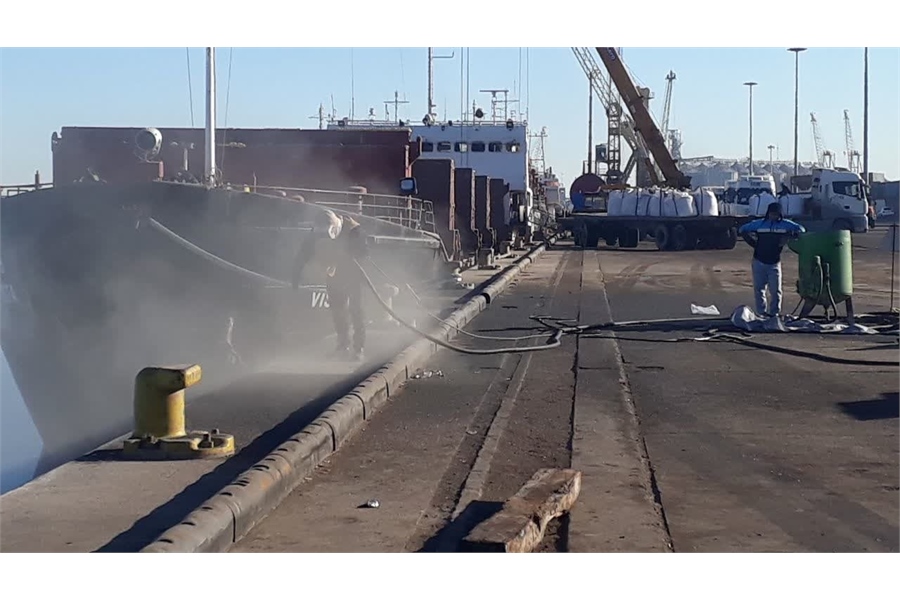 اسکله‌های امیرآباد در حال نوسازی هستند