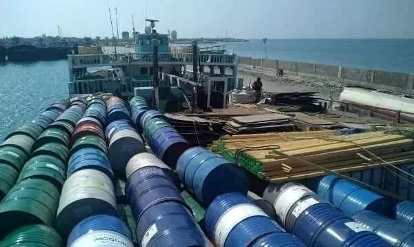 دلیل نامعلوم تعویق اجرای فروش گازوئیل آزاد در جایگاه ها/ منافع چه کسانی با اجرای این مصوبه به خطر می افتاد