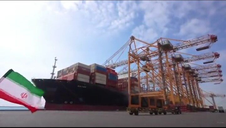 طنین بوق کشتی‌ها و آغاز دهه فجر در هرمزگان با شعار «جشن حضور تا ظهور»