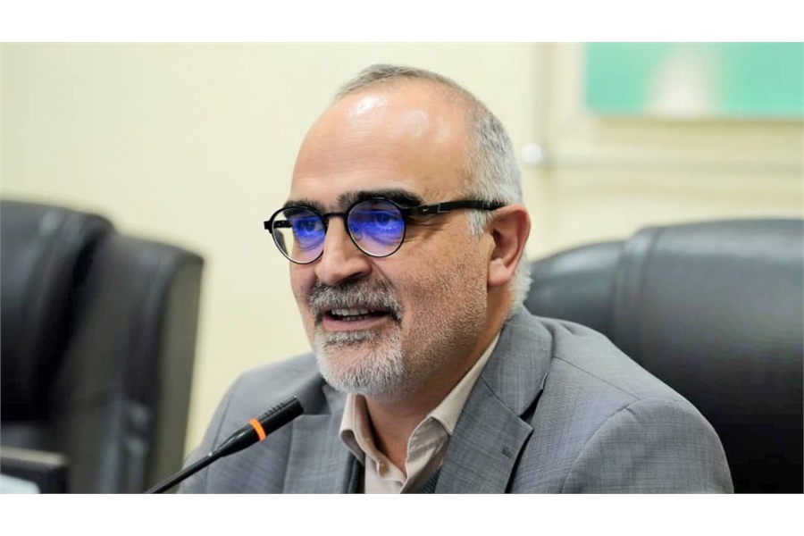 متخصصان ایرانی، ۲۴۰ میلیون تن عملیات را در بنادر کشور محقق کردند