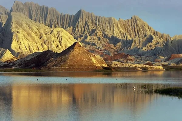 چابهار تجربه‌ای منحصربه‌فرد از گردشگری دریایی برای تعطیلات عید