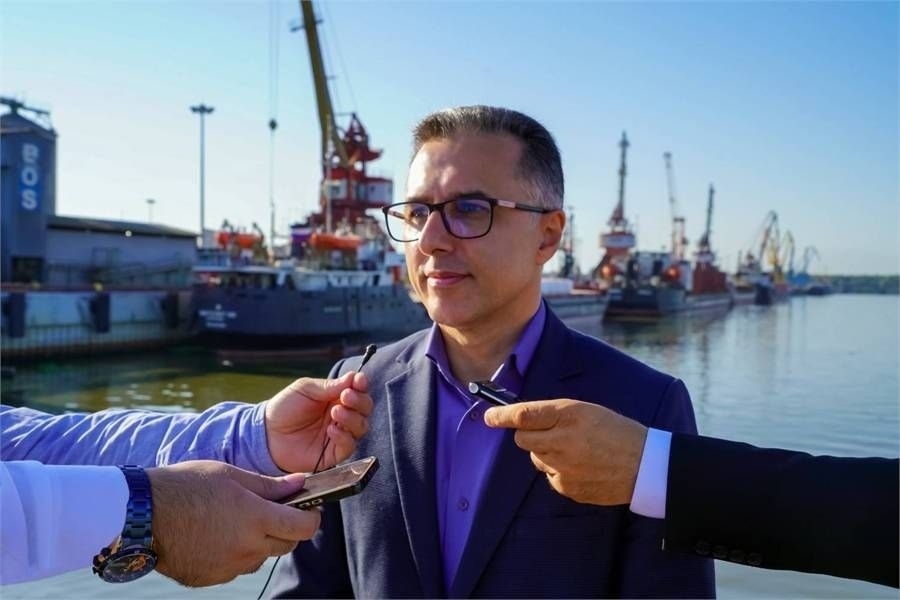 افزایش چشمگیر تخلیه و بارگیری کالا در مجتمع بندری انزلی در سال 1403