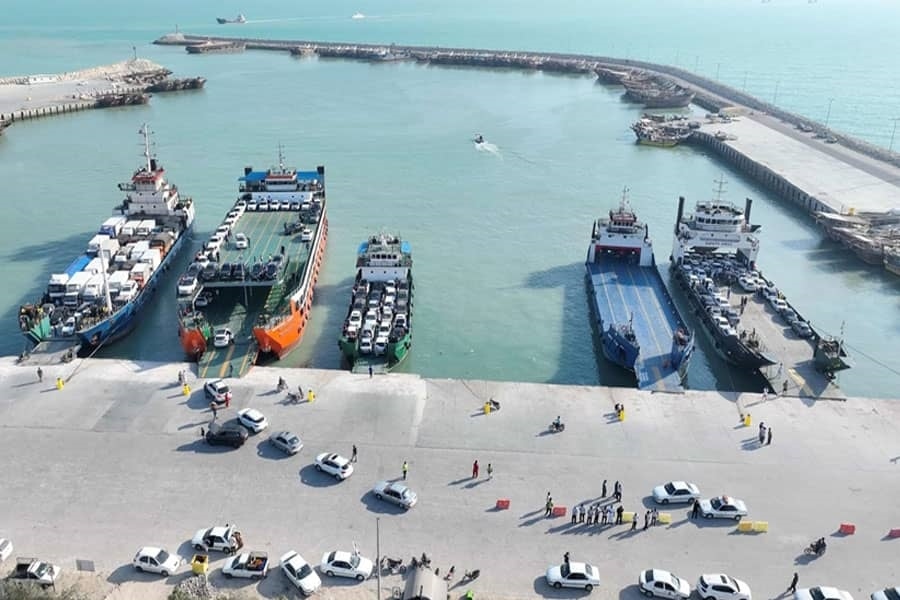 اوج سفرهای دریایی نوروزی در بنادر غرب هرمزگان؛ رکورد جدید تردد