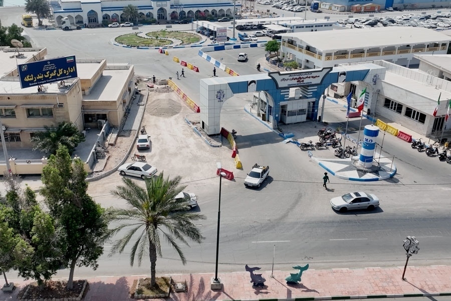 اجرای طرح‌های تسهیل ترافیک و ارتقای امنیت در بندرلنگه