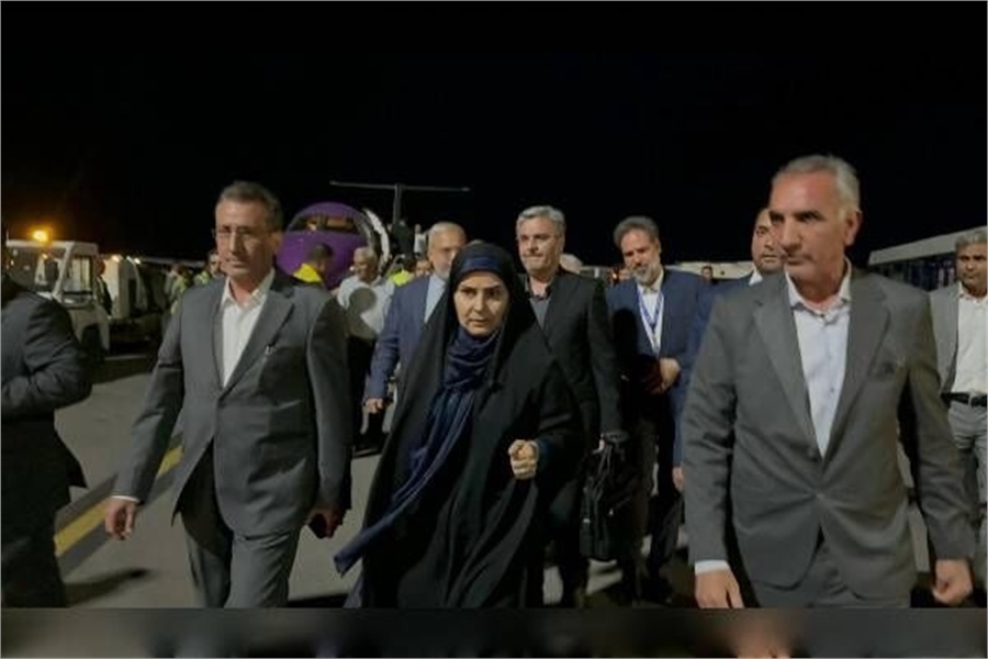 انفجار و آتش‌سوزی در بندر شهید رجایی؛ بسیج نیروها برای مهار آتش و اعزام وزیر راه به منطقه