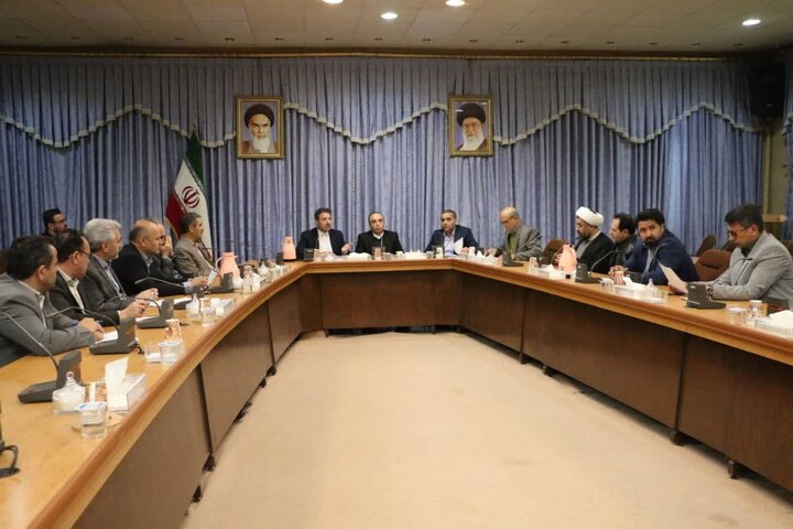 تأکید بر تسهیل سرمایه‌گذاری و رکورد تولید آبزیان در اردبیل