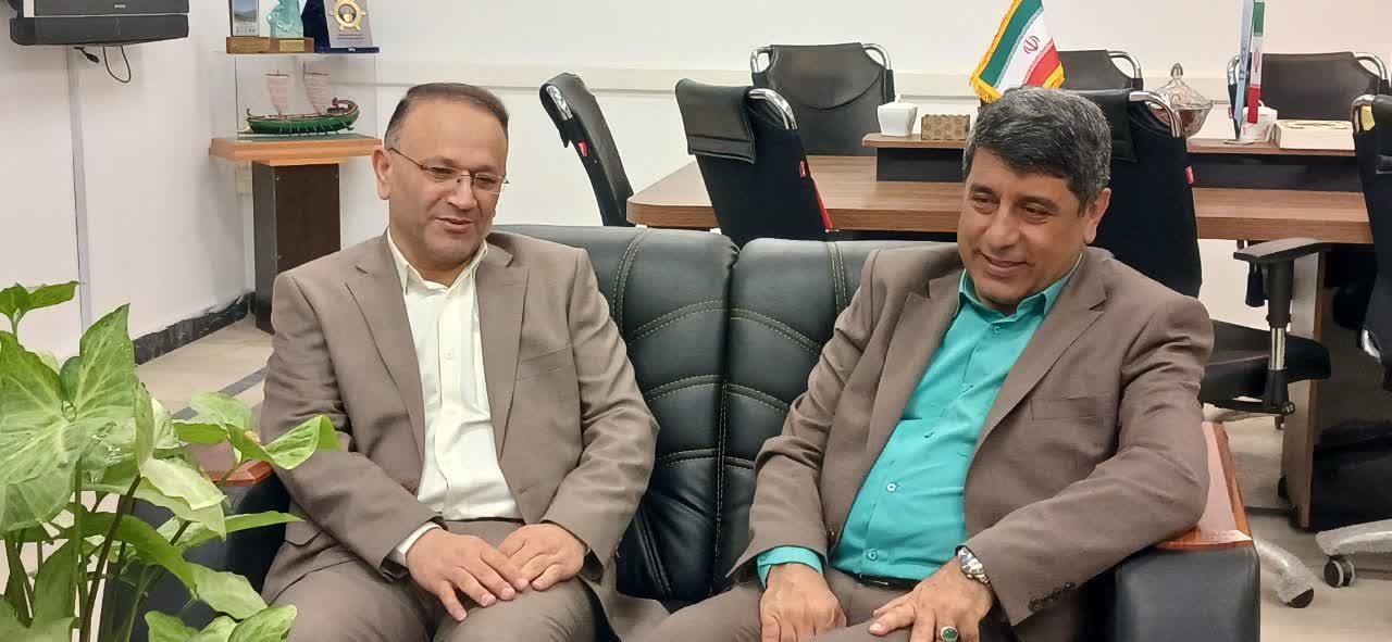 دیدار فرماندار بابلسر و مدیرکل شیلات مازندران: تاکید بر توسعه شیلات