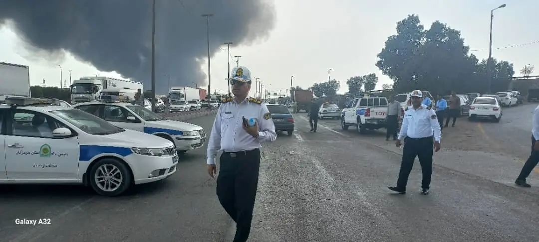 عباس عبدی: ظن قوی انفجار در بندرعباس را باید به خرابکاری معطوف کرد