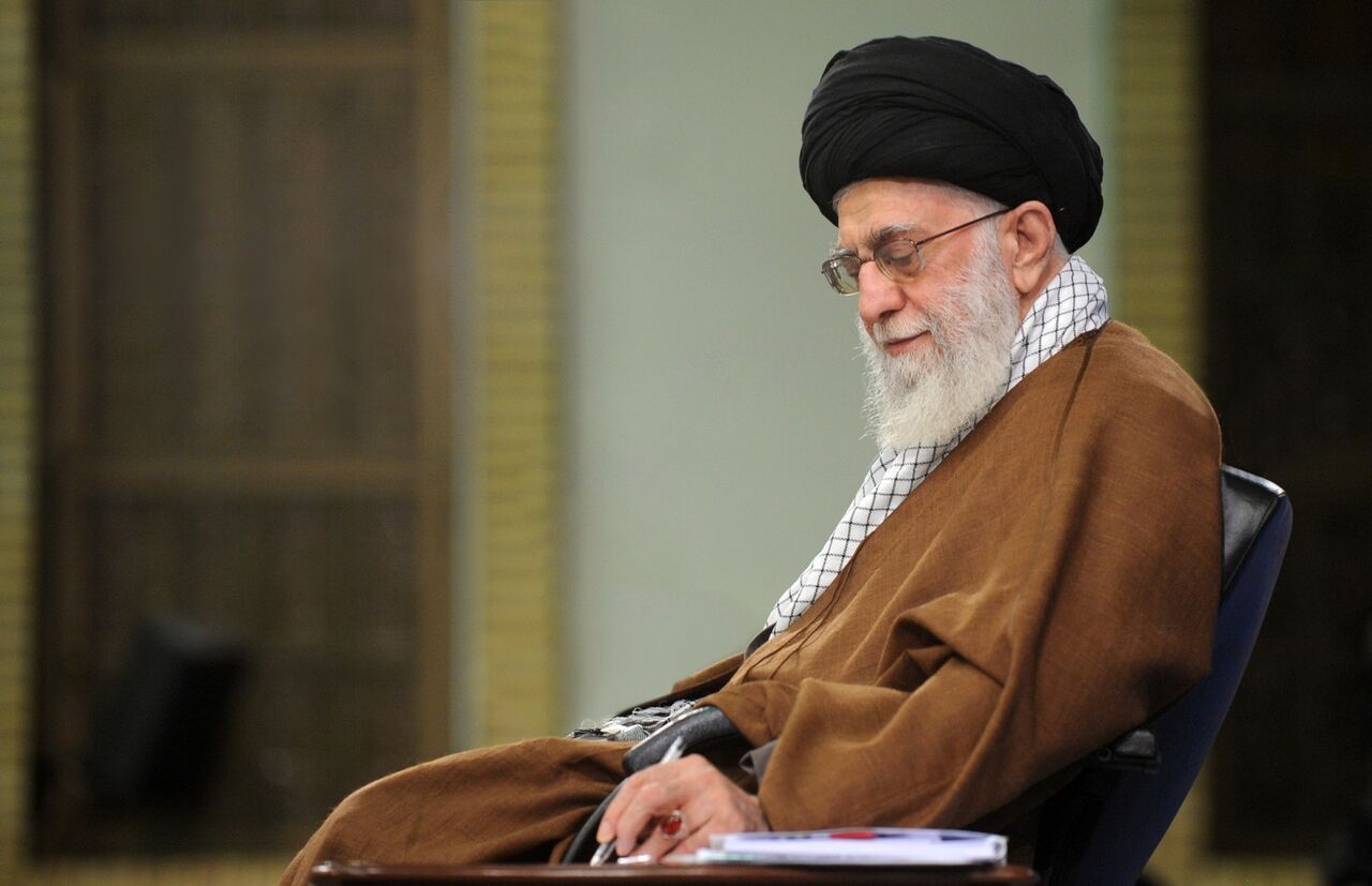 پیام رهبر انقلاب در خصوص آتش سوزی بندر شهید رجایی
