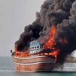 پیگیر جبران خسارت دو لنج صیادی در حادثه آتش‌سوزی بندر سیریک هستیم