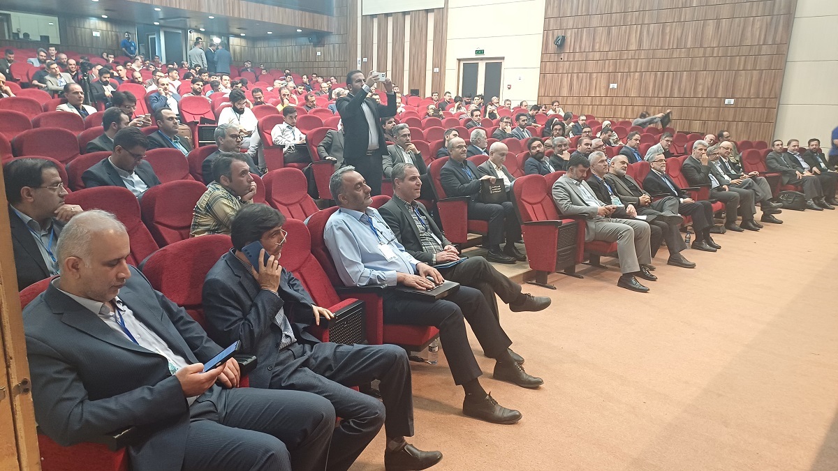 هوش مصنوعی و اقتدار مدیریتی؛ ضرورت تحول در ساختارهای سنتی / در گذار به آینده؛ از اشتغال فناورانه تا اتحاد ملی هوش مصنوعی و اقتدار مدیریتی؛ ضرورت تحول در ساختارهای سنتی / در گذار به آینده؛ از اشتغال فناورانه تا اتحاد ملی