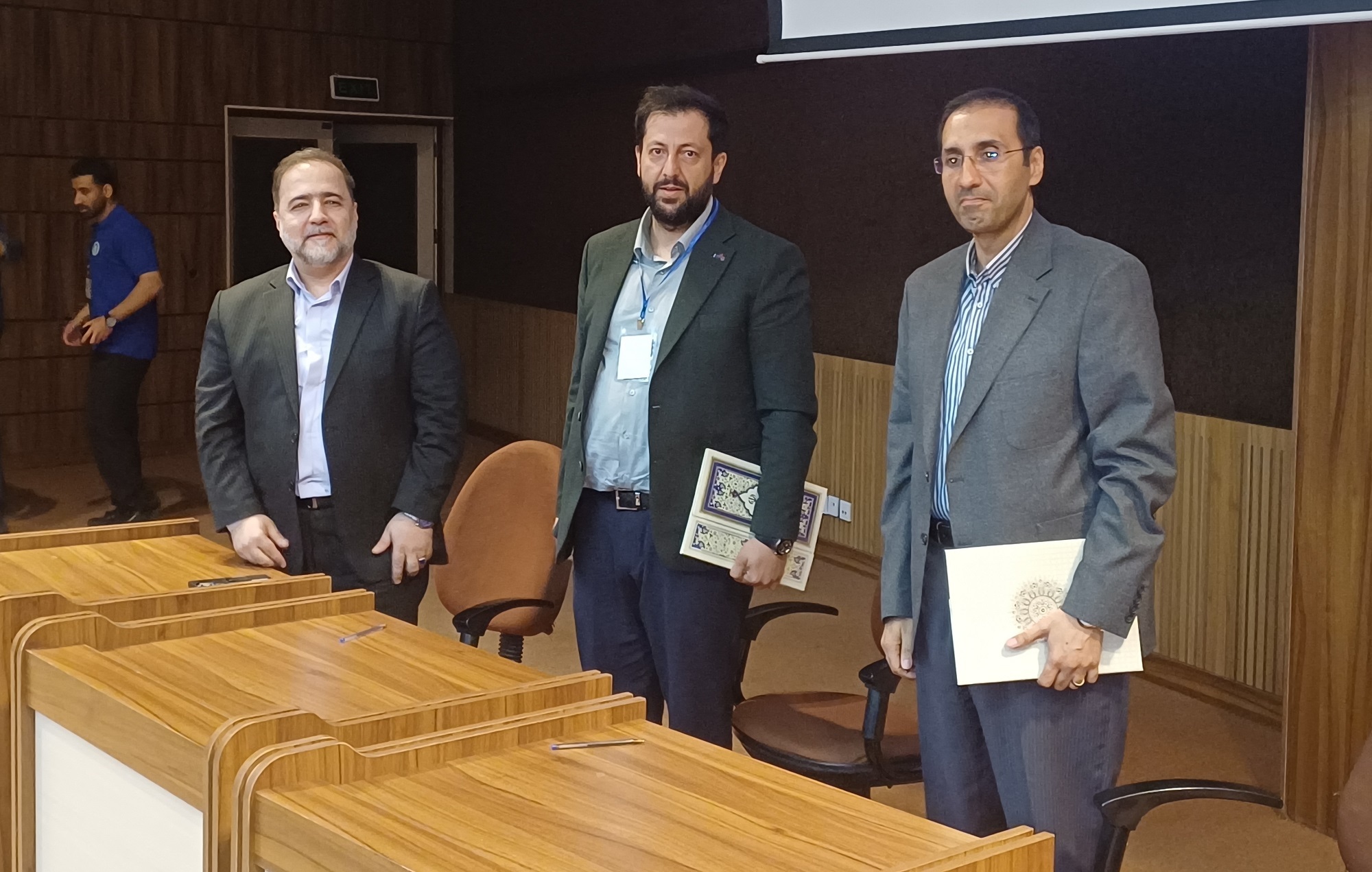 امضای سه تفاهم‌نامه برای توسعه هوش مصنوعی در صنایع دریایی