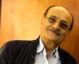 فقط ماهی مرده با جریان آب حرکت می‌ کند/ خودروهای گران قیمت برای چه کسانی وارد می شود؟