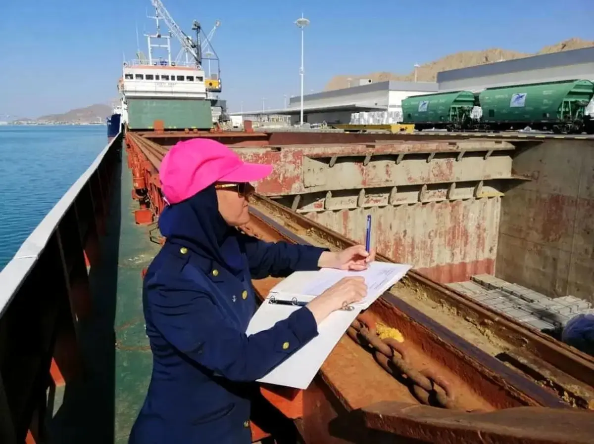 چشم‌ انداز آینده اشتغال زنان  در بخش دریا