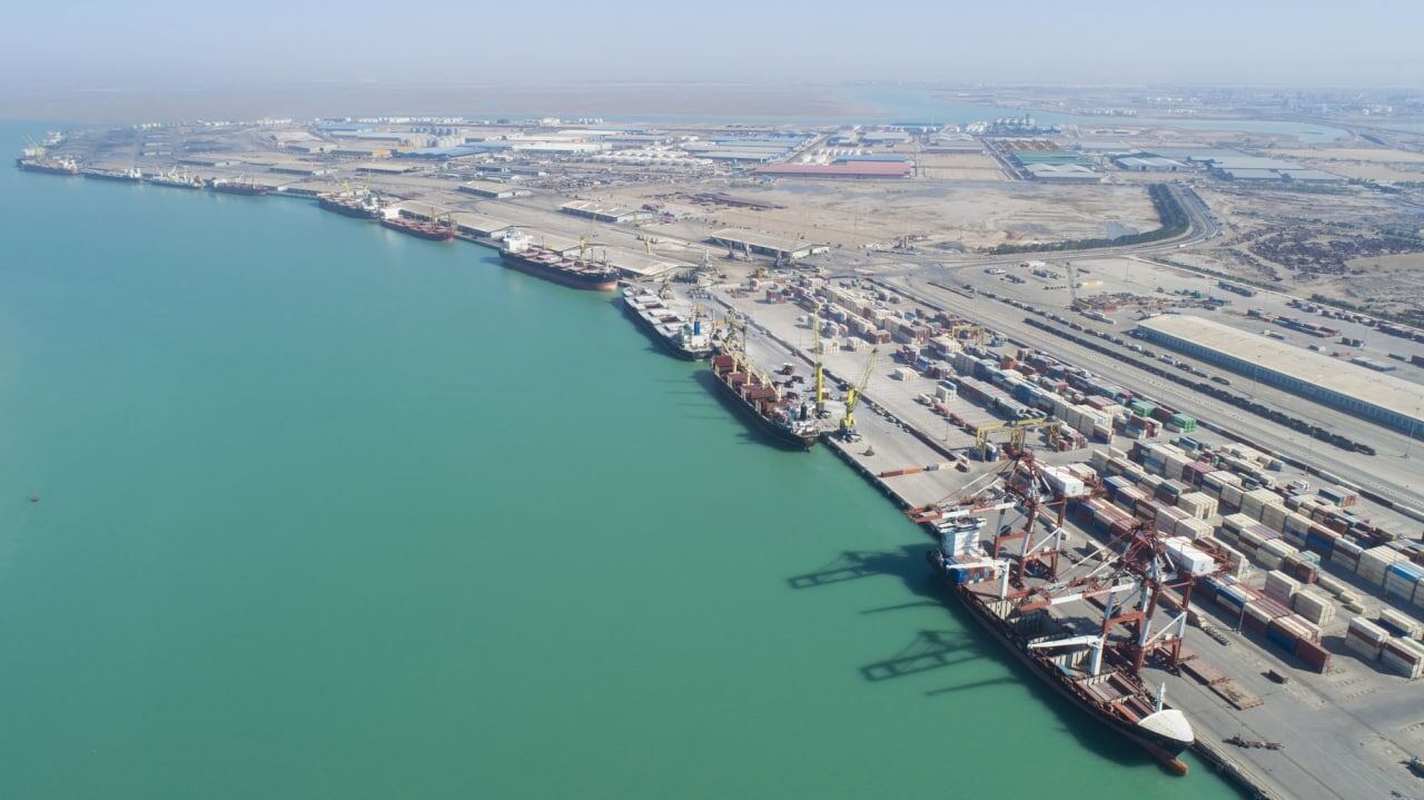 تخلیه ۶ میلیون تن کالا‌های اساسی در بنادر کشور طی ۳ ماهه نخست امسال