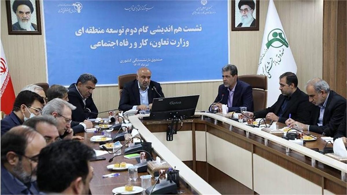 ضرورت تقویت بنادر خشک و انتقال بار به داخل سرزمین برای کاهش هزینههای ترخیص و رونق مناطق کمتر توسعهیافته ضرورت تقویت بنادر خشک و انتقال بار به داخل سرزمین برای کاهش هزینههای ترخیص و رونق مناطق کمتر توسعهیافته