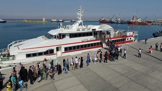 آغاز تردد دریایی زائران اربعین از بندر خرمشهر به بصره از ۱۰ مرداد
