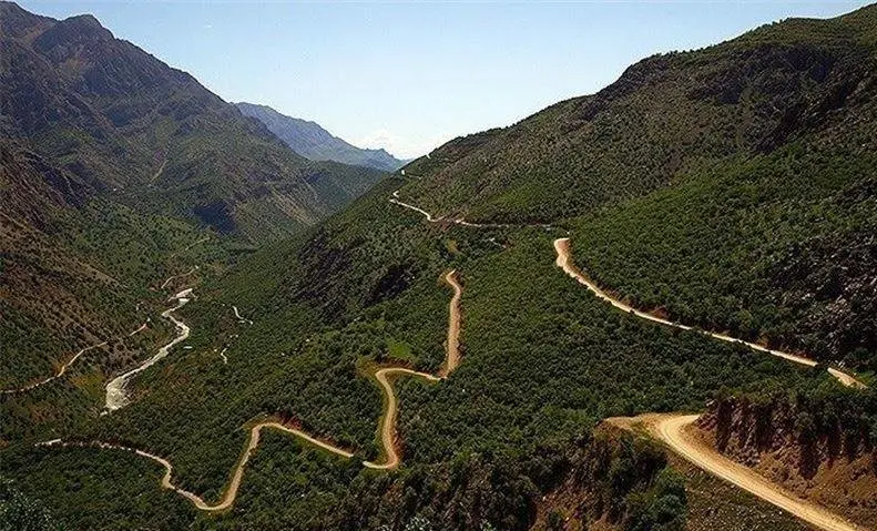 افتتاح جاده الموت به تنکابن در تابستان 1404؛ روزشمار رهایی از عذاب ترافیک جاده چالوس به کار افتاد!