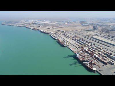 تخلیه ۶ میلیون تن کالاهای اساسی در بنادر کشور طی ۳ ماهه نخست امسال