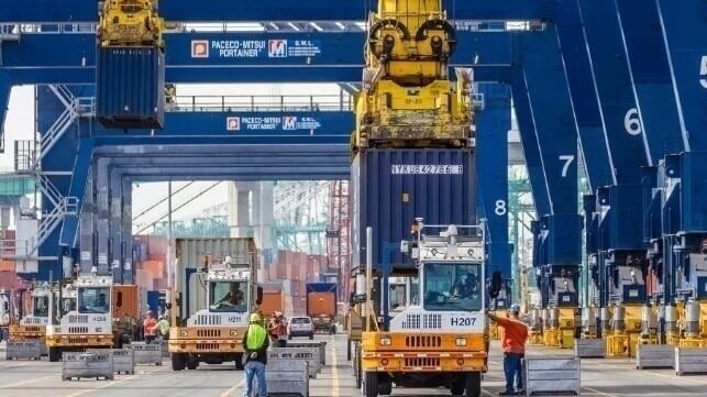 کاهش واردات بنادر آمریکا با تعرفه‌های ترامپ