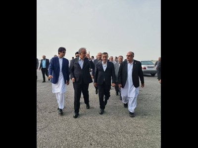 بازدید معاون اجرایی رئیس‌جمهور از کریدور ساحلی و ایستگاه راه‌آهن چابهار - زاهدان