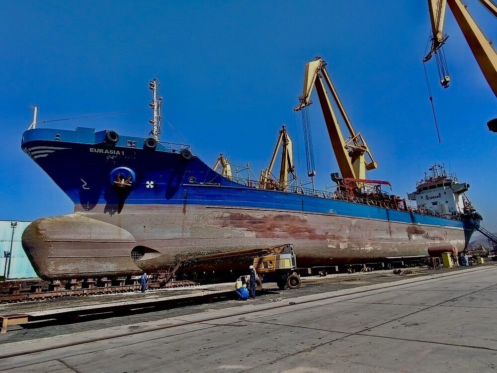 بازگشت «اوراسیا» و آغاز تعمیرات بویه‌گذار؛ قدرت‌نمایی ایزوایکو در خط مقدم تعمیرات دریایی