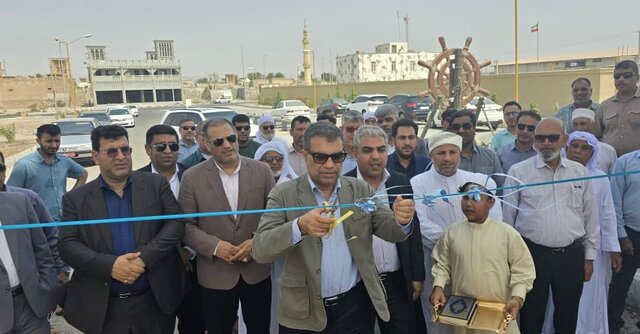 بندر صیادی کنگ با سرمایه گذاری ۱۸۰ میلیارد تومانی افتتاح شد