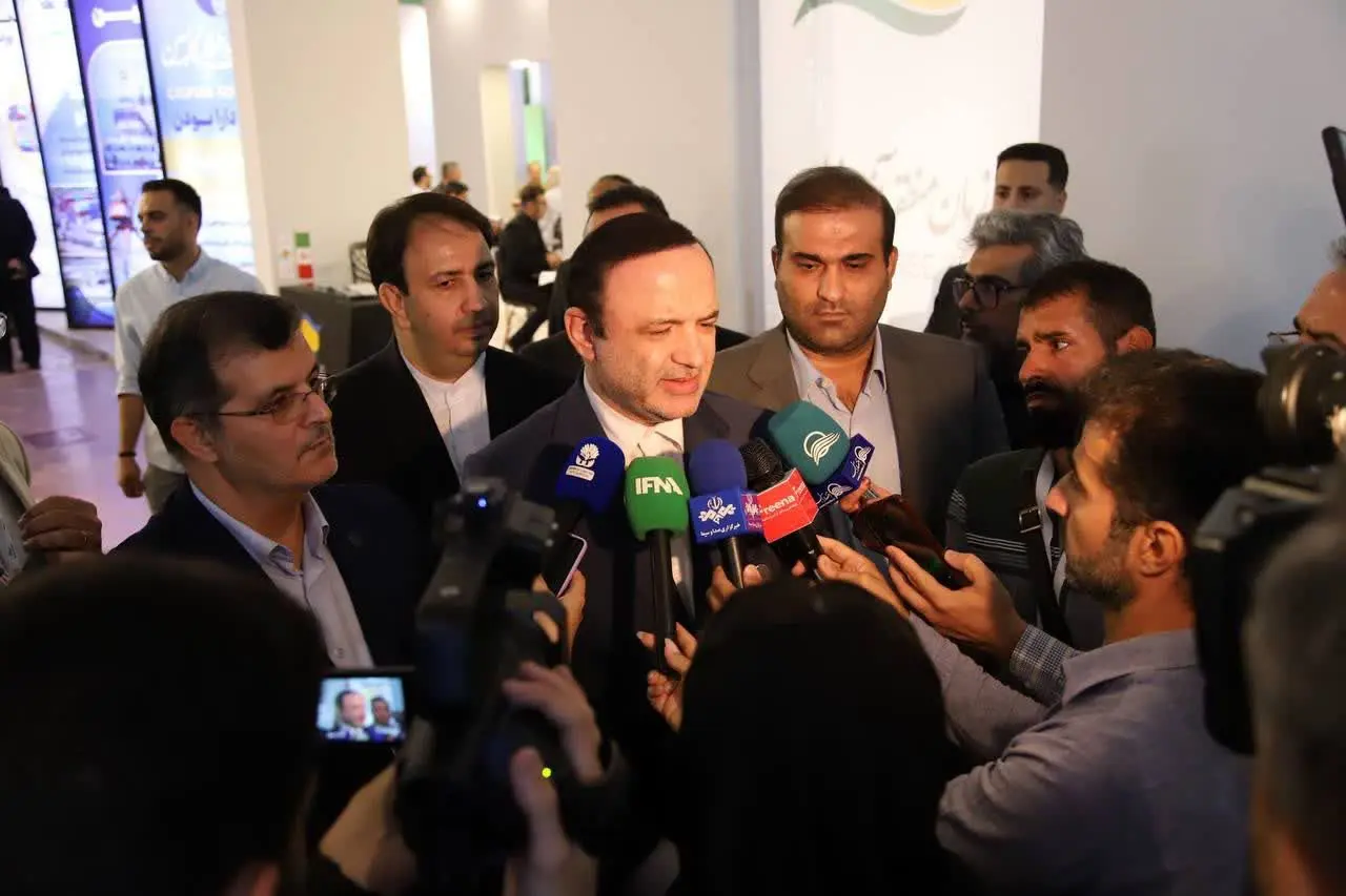 رضا مسرور: منطقه آزاد ارس شاه کلید ایران در کریدورهای بین المللی است