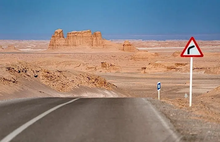 فیلم| جاده نهبندان به شهداد؛ طولانی ترین و مستقیم ترین جاده دنیا