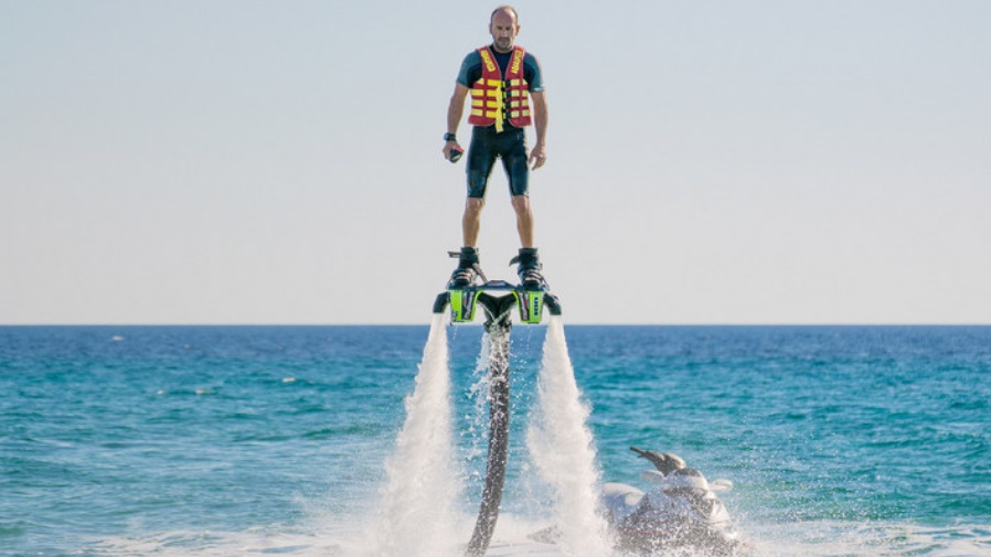 موج جدید ورزش در کیش؛ جزیره مرجانی در مسیر تبدیل شدن به قطب ورزش های ساحلی ایران