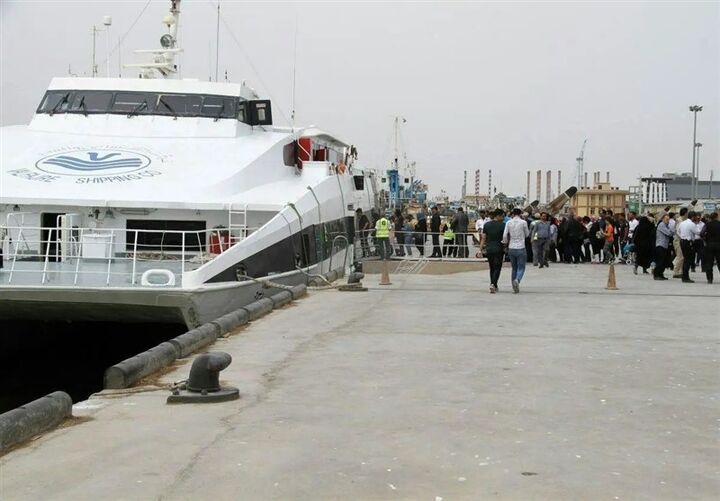 کریدور جدید تجاری و زیارتی در اروند؛ کشتی‌های مسافری ایران در بصره پهلو گرفتند