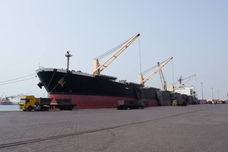 آغاز بارگیری بیش از ۸۳ هزارتُن گندله آهن در بندر شهیدرجایی