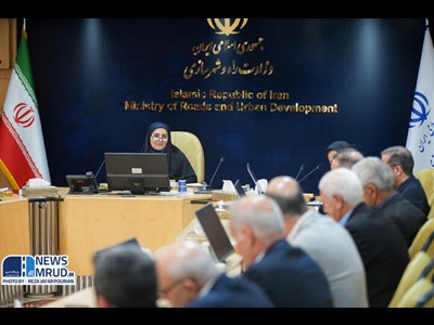 تاکید وزیر راه و شهرسازی بر لزوم حمایت از صنعت قیر کشور در شرایط تحریم