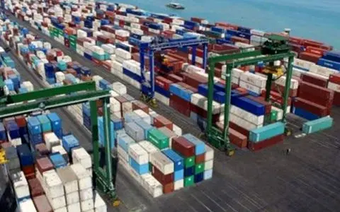 رکود کانتینربرها و رونق نسبی فله‌برها در ۲۰۲۵