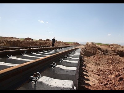 پروژه ریلی شیراز - بندرعباس توجیه اقتصادی ندارد