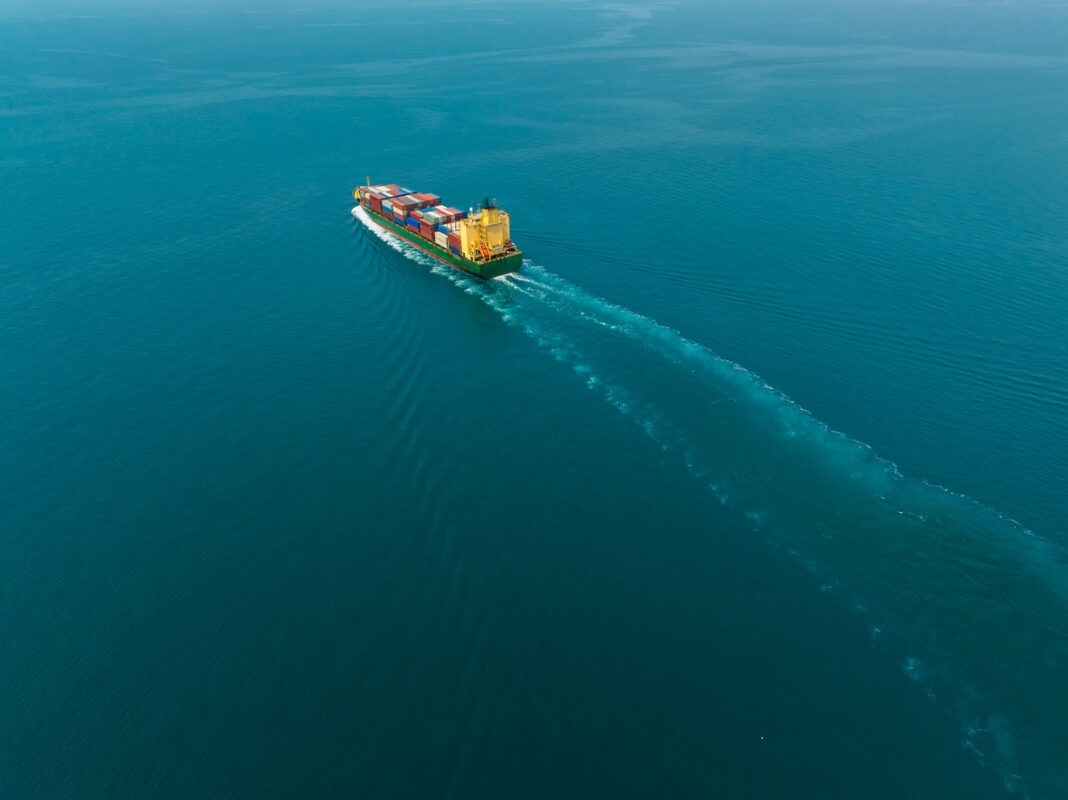 بازار کانتینر در سال ۲۰۲۷ با اوج عرضه کشتی‌ها مواجه می‌شود