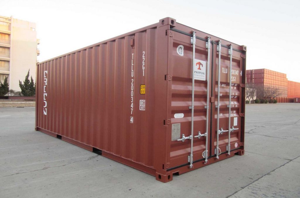 کشف ۷۲ کانتینر سنگ معدنی قاچاق از یک بندرگاه در هرمزگان