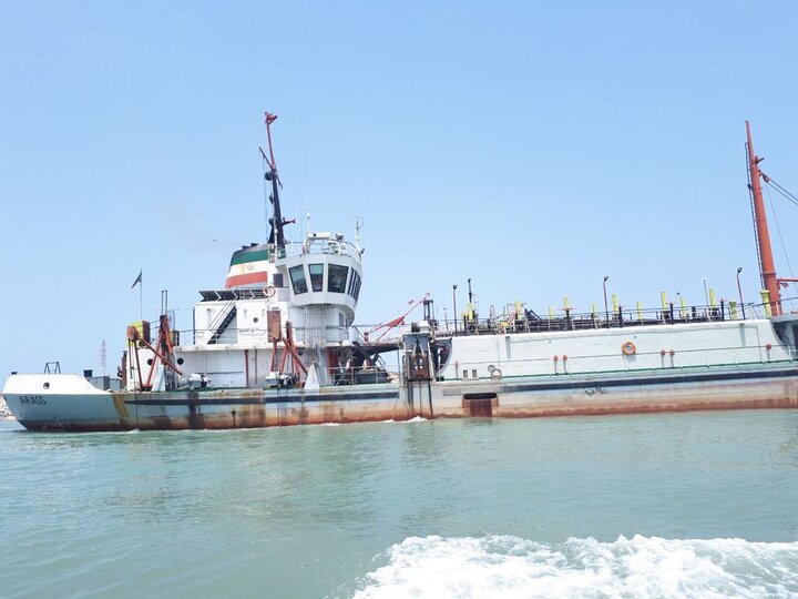 امدادرسانی فوری در بندر نوشهر؛ عملیات نجات خدمه کشتی ایرانی با موفقیت انجام شد