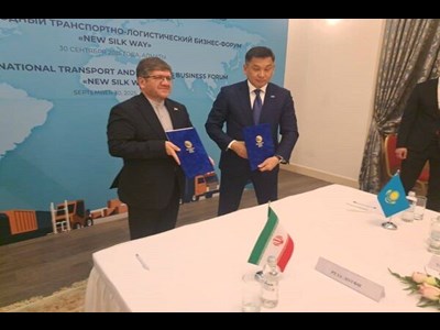 امضای تفاهم‌نامه توسعه حمل و نقل ریلی میان ایران و قزاقستان