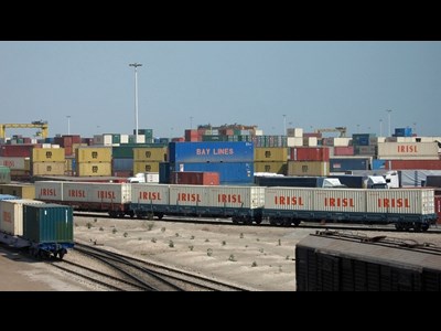 ایران در قلب کریدورهای بین‌المللی