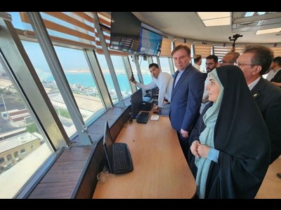 بازدید وزیر راه و شهرسازی از مجتمع بندری بوشهر