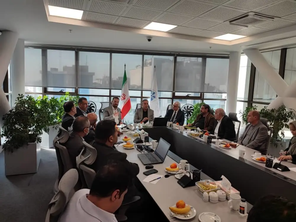 کریدور زنگزور فرصت است یا تهدید؛ پاسخ متفاوت معاون وزیر راه