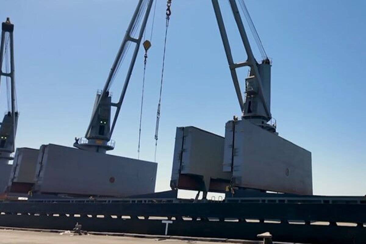 رونق چشمگیر در بندر کیش، جهش ۲۳ درصدی تردد مسافران دریایی در شش ماه