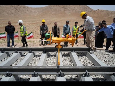ریل‌گذاری ۵۰ کیلومتر در یک ماه؛ رکوردی بی‌سابقه در راه‌آهن چابهار–زاهدان